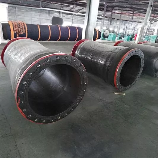 Ống xả nước có đường kính lớn